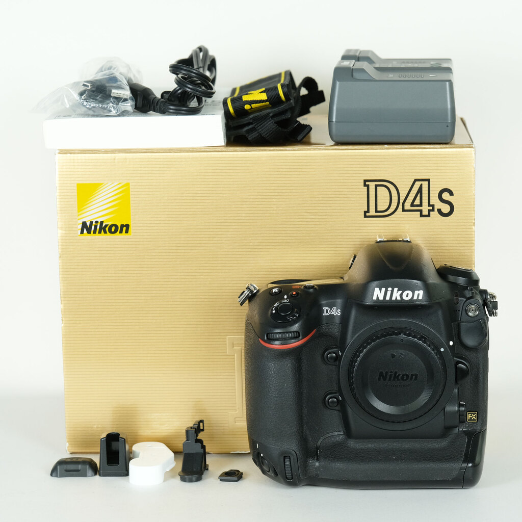 Nikon D4Sの出品 | ONE SCENE（ワンシーン）