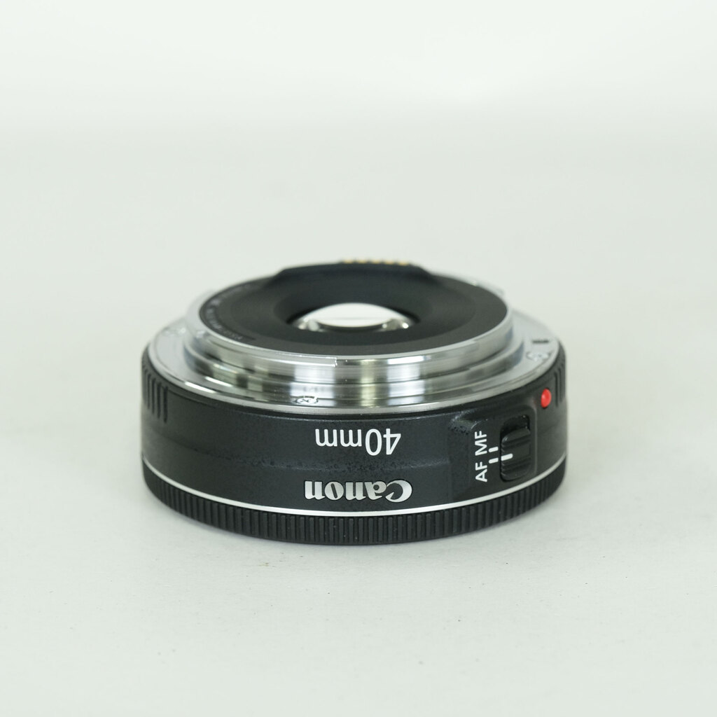 Canon EF40mm F2.8 STM