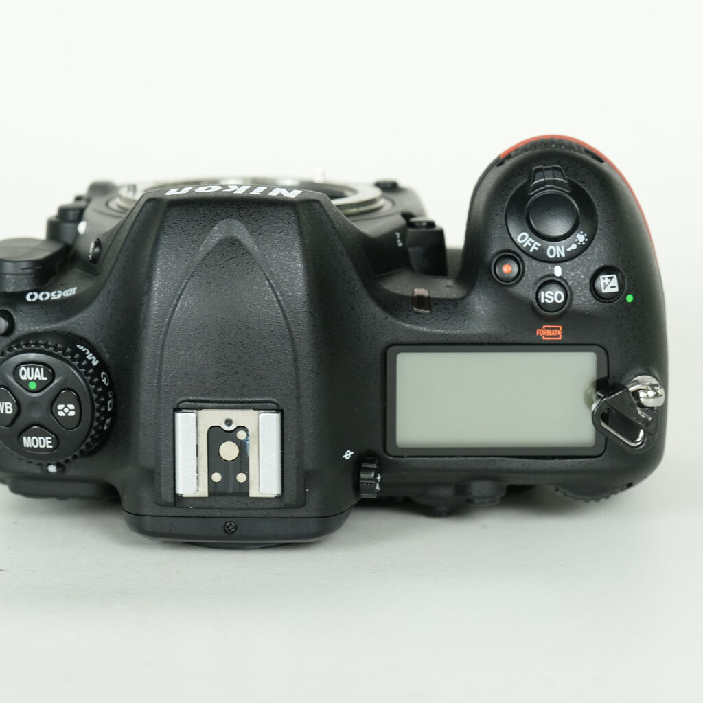 Nikon D500