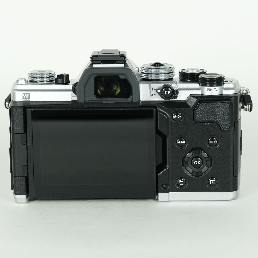 OM SYSTEM OM-3 OM SYSTEM OM-3