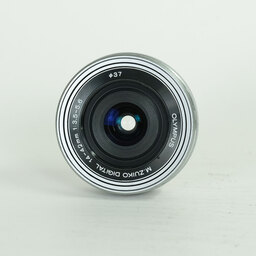 OLYMPUS M.ZUIKO DIGITAL ED 14-42mm F3.5-5.6 EZ シルバー