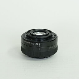 Panasonic LUMIX G VARIO 12-32mm / F3.5-5.6 ASPH. / MEGA O.I.S.