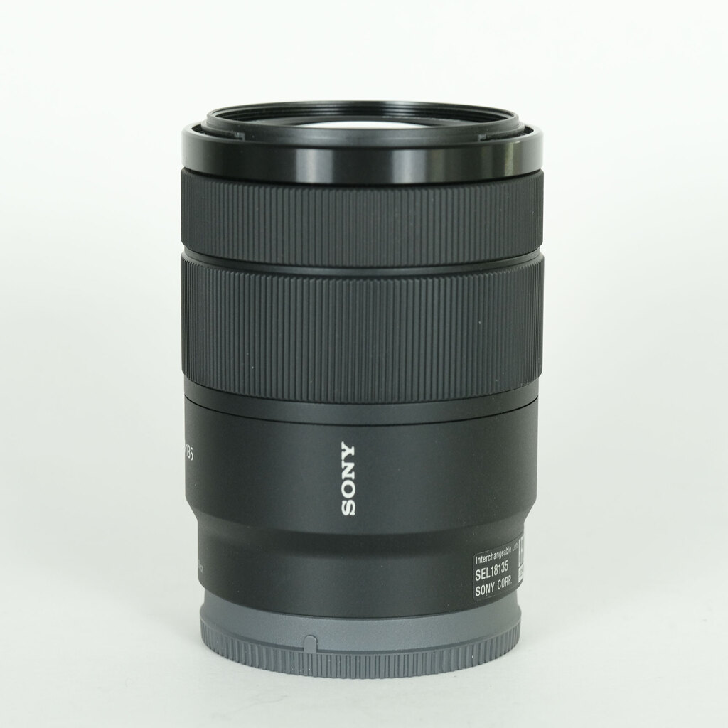 SONY E 18-135mm F3.5-5.6 OSS SEL18135
