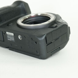 Canon EOS R6