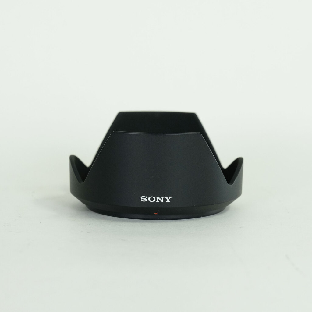 SONY Vario-Tessar T* E 16-70mm F4 ZA OSS SEL1670Z SONY Vario-Tessar T* E 16-70mm F4 ZA OSS SEL1670Z
