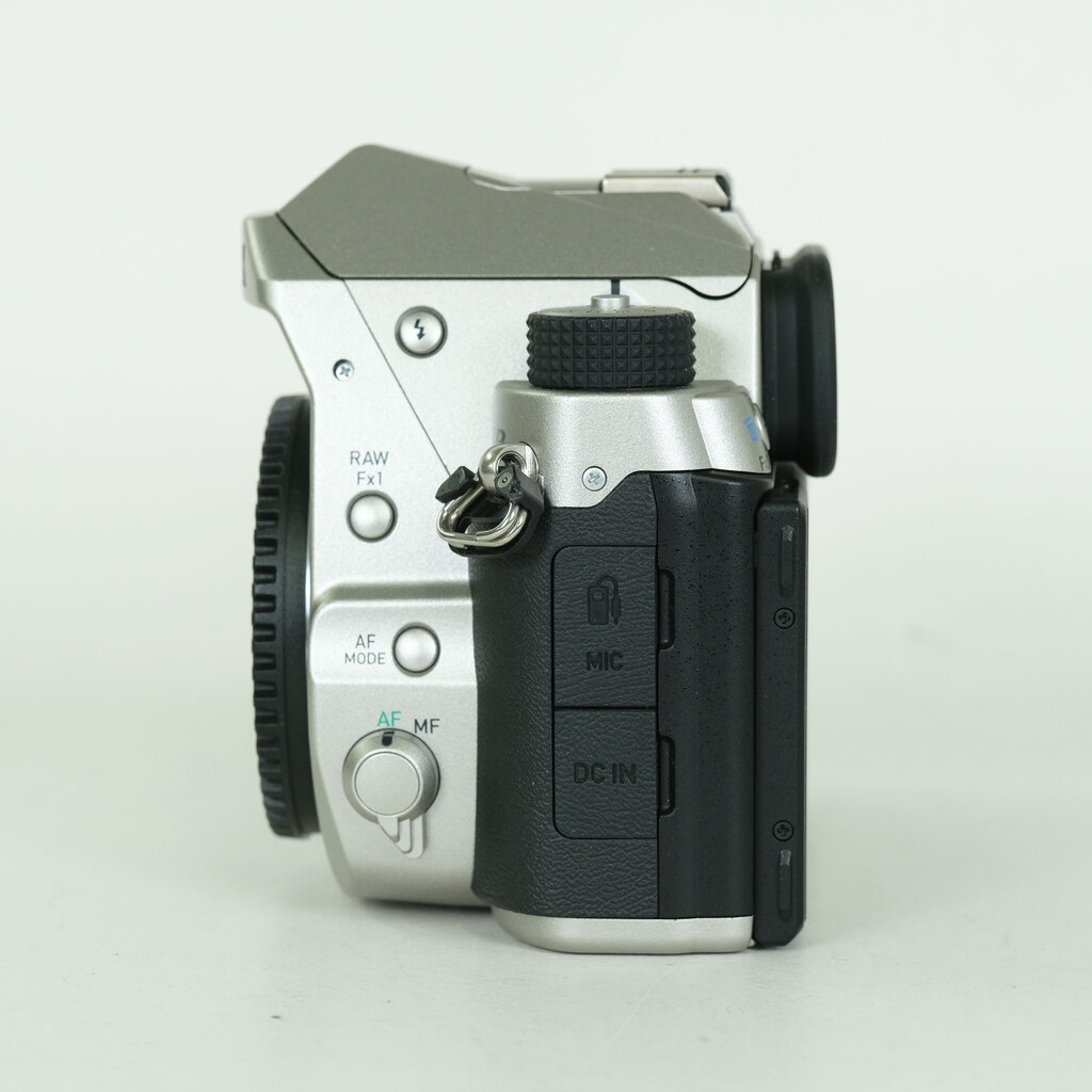 PENTAX KP ボディ シルバー PENTAX KP ボディ シルバー