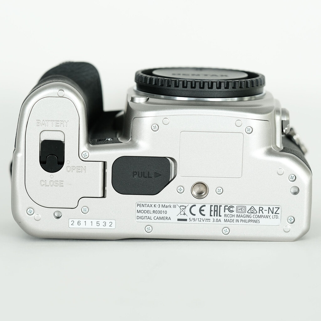 PENTAX K-3 Mark III ボディ シルバー