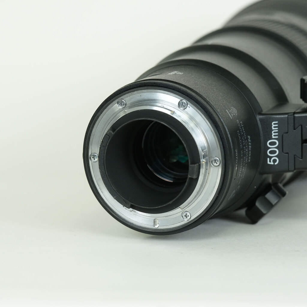 Nikon AF-S NIKKOR 500mm f/5.6E PF ED VR