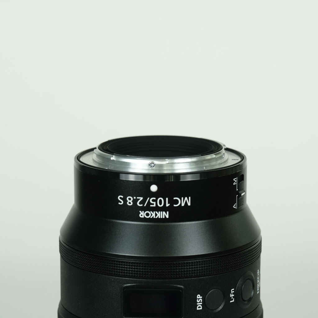 Nikon NIKKOR Z MC 105mm f/2.8 VR S Nikon NIKKOR Z MC 105mm f/2.8 VR S