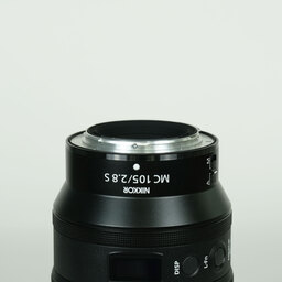 Nikon NIKKOR Z MC 105mm f/2.8 VR S Nikon NIKKOR Z MC 105mm f/2.8 VR S