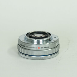 OLYMPUS M.ZUIKO DIGITAL ED 14-42mm F3.5-5.6 EZ シルバー