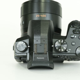 Panasonic LUMIX DC-FZ1000M2