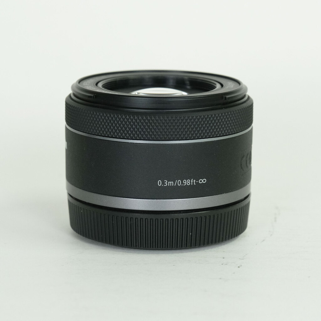 Canon RF50mm F1.8 STM