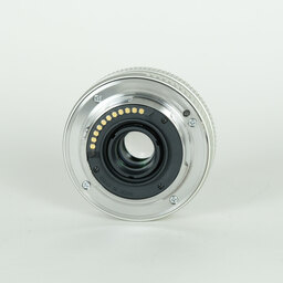 OLYMPUS M.ZUIKO DIGITAL 17mm F2.8 シルバー