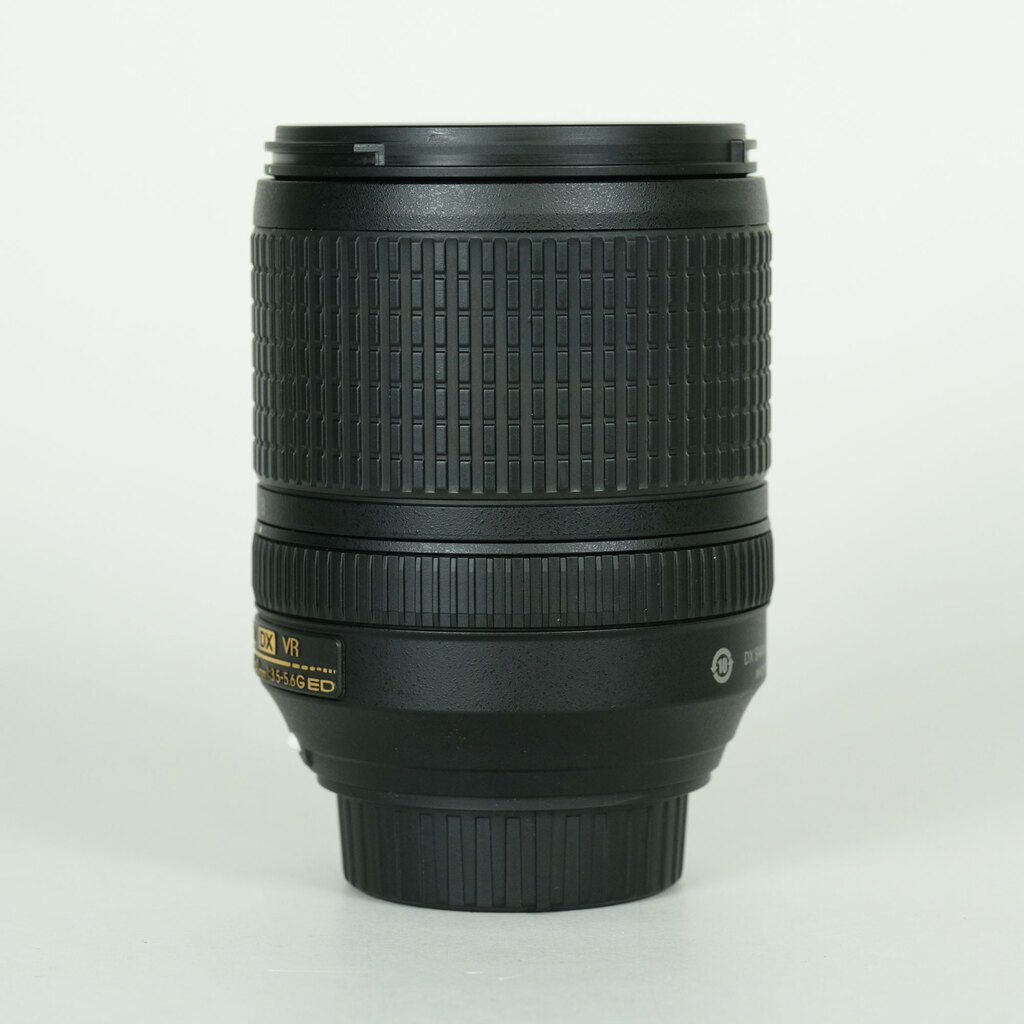 Nikon AF-S DX NIKKOR 18-140mm F3.5-5.6G ED VR Nikon AF-S DX NIKKOR 18-140mm F3.5-5.6G ED VR