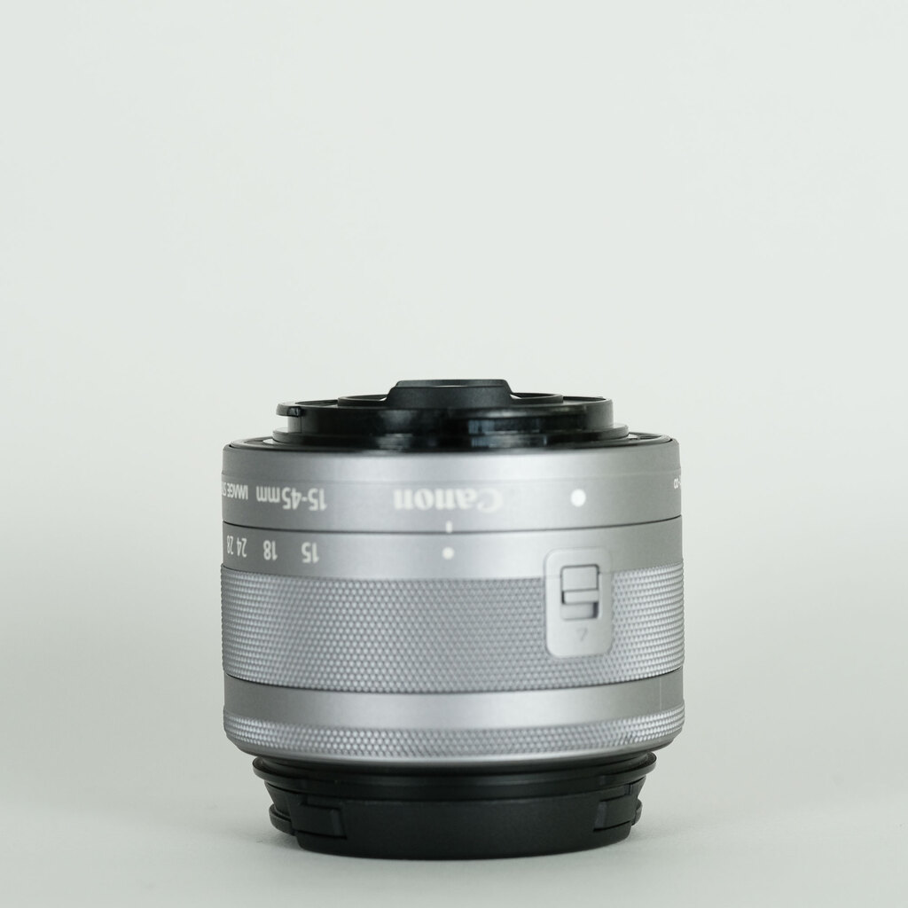 Canon EF-M15-45mm F3.5-6.3 IS STM