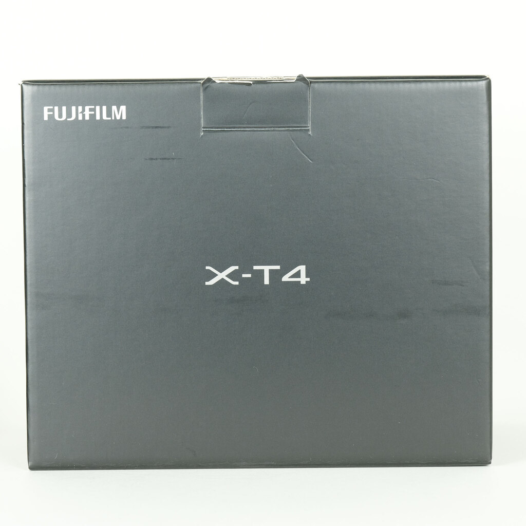 FUJIFILM X-T4