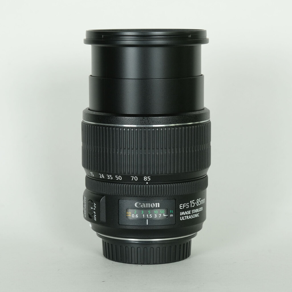Canon EF-S15-85mm F3.5-5.6 IS USM