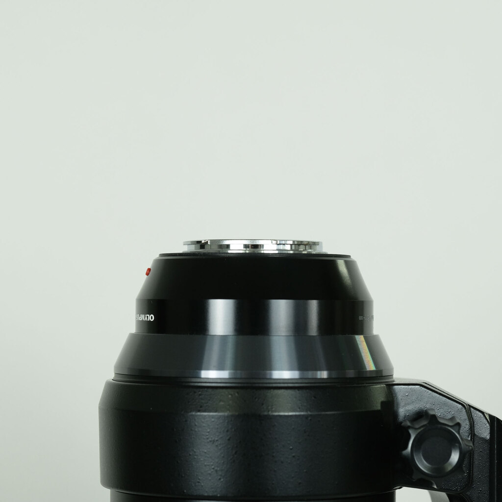 OLYMPUS M.ZUIKO DIGITAL ED 300mm F4.0 IS PRO