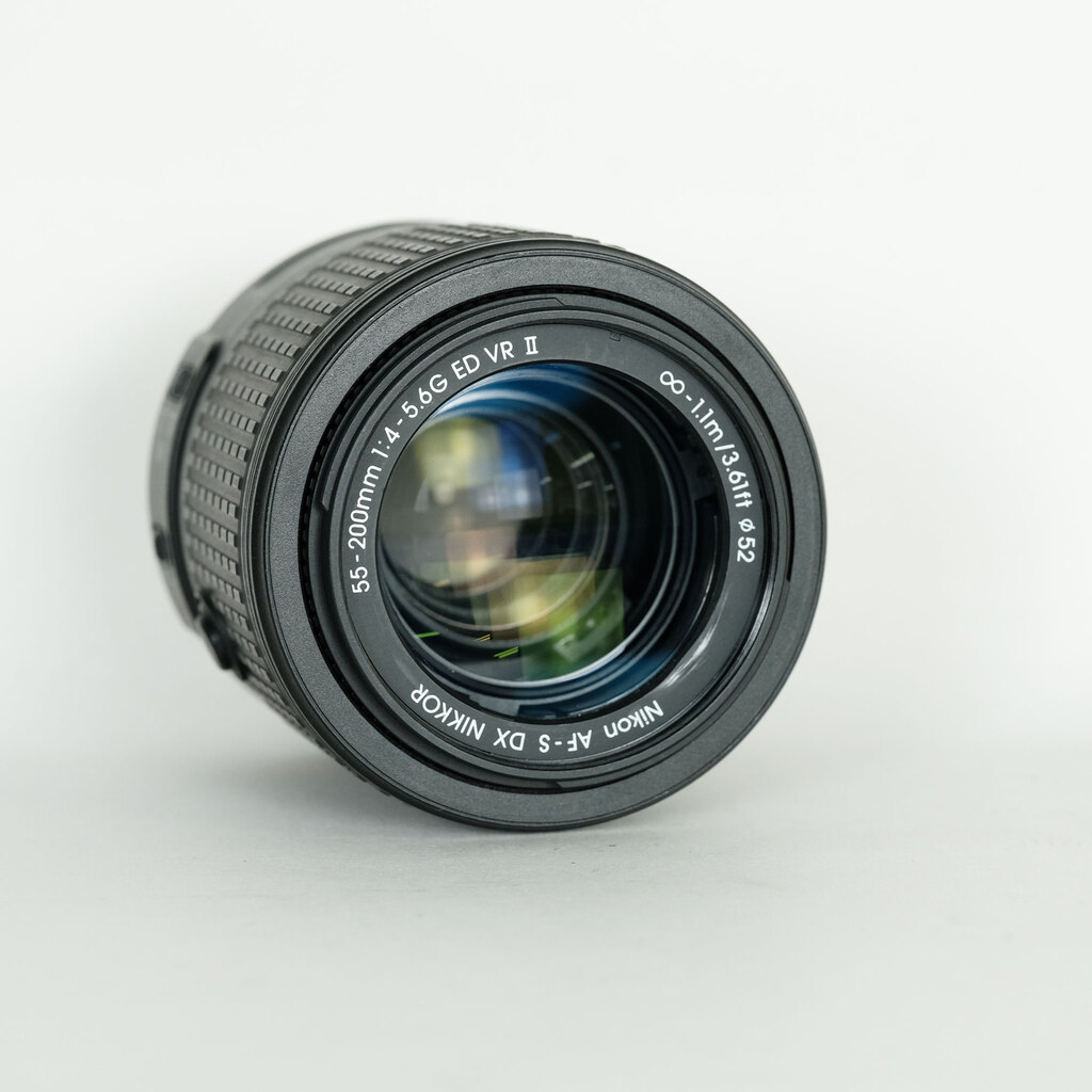 Nikon AF-S DX NIKKOR 55-200mm F4-5.6G ED VR II
