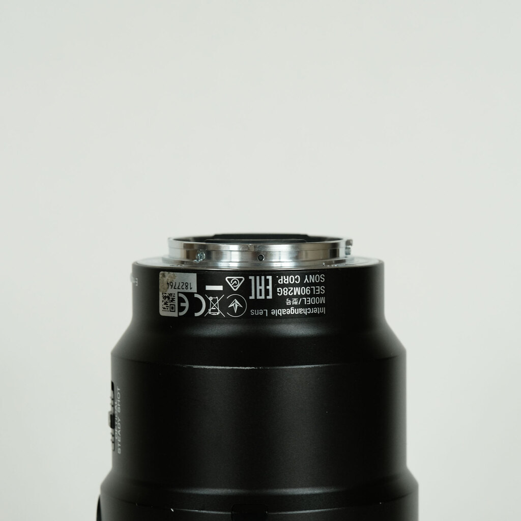 SONY FE 90mm F2.8 Macro G OSS SEL90M28G