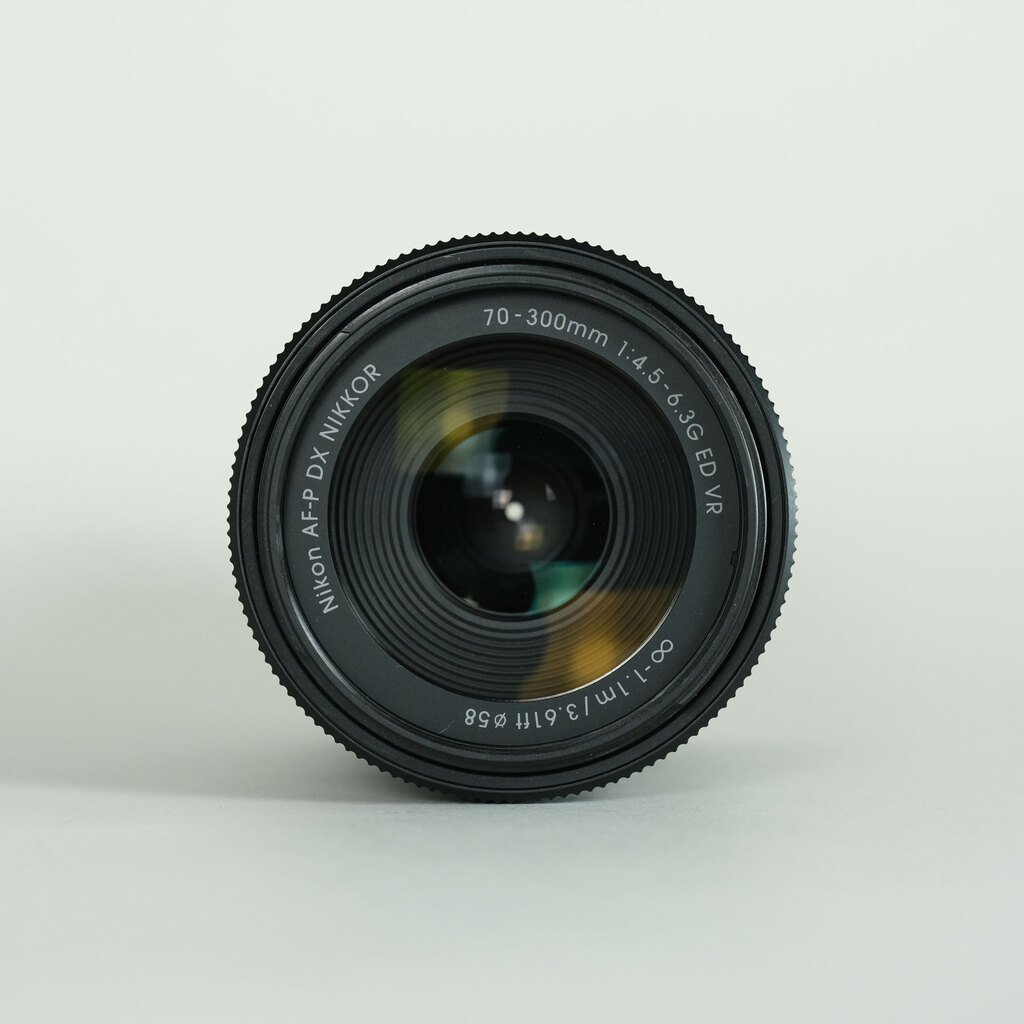 Nikon AF-P DX NIKKOR 70-300mm f/4.5-6.3G ED VR Nikon AF-P DX NIKKOR 70-300mm f/4.5-6.3G ED VR
