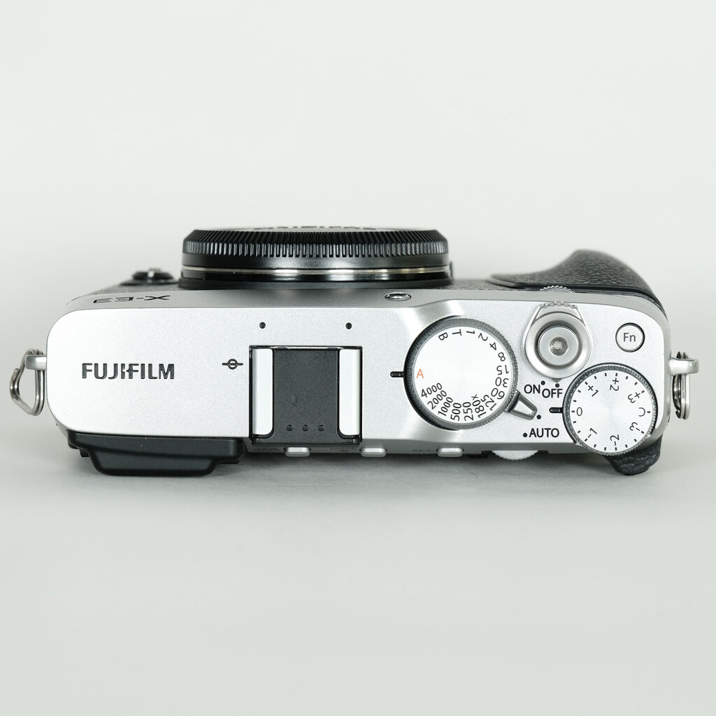 FUJIFILM X-E3