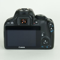 Canon EOS Kiss X7