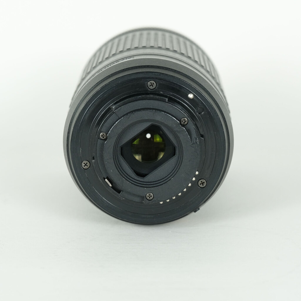 Nikon AF-P DX NIKKOR 70-300mm f/4.5-6.3G ED VR