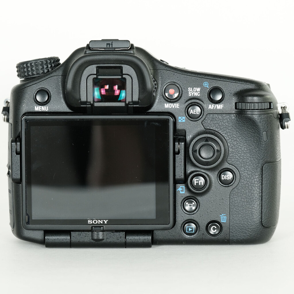 SONY α77IIボディ ILCA-77M2の出品 | ONE SCENE（ワンシーン）
