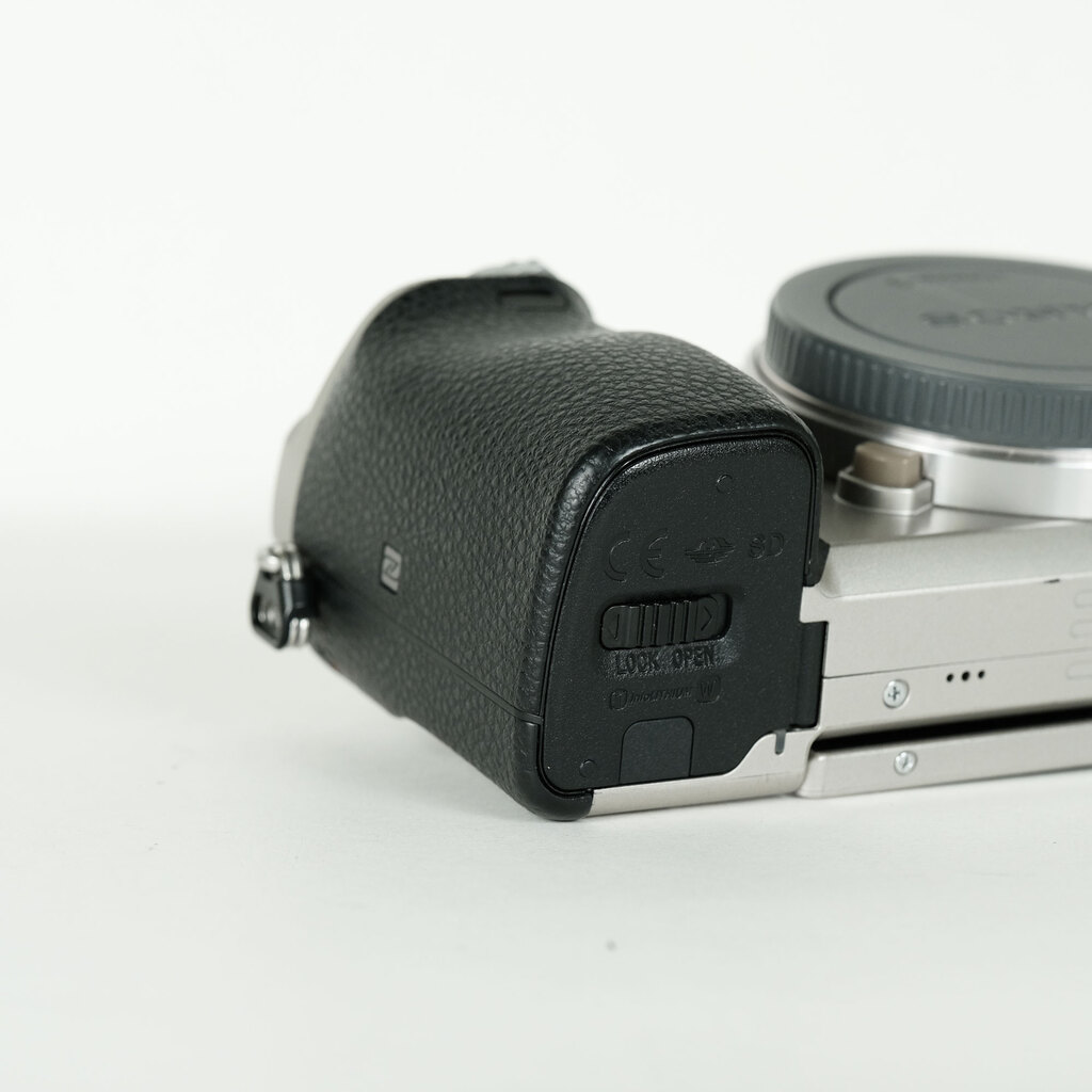 SONY α6000（ILCE-6000）