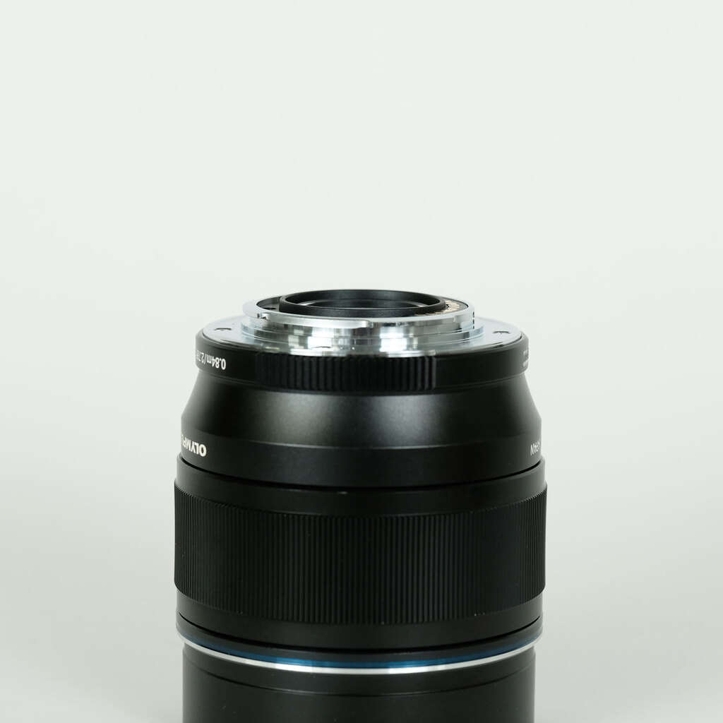 OLYMPUS M.ZUIKO DIGITAL ED 75mm F1.8