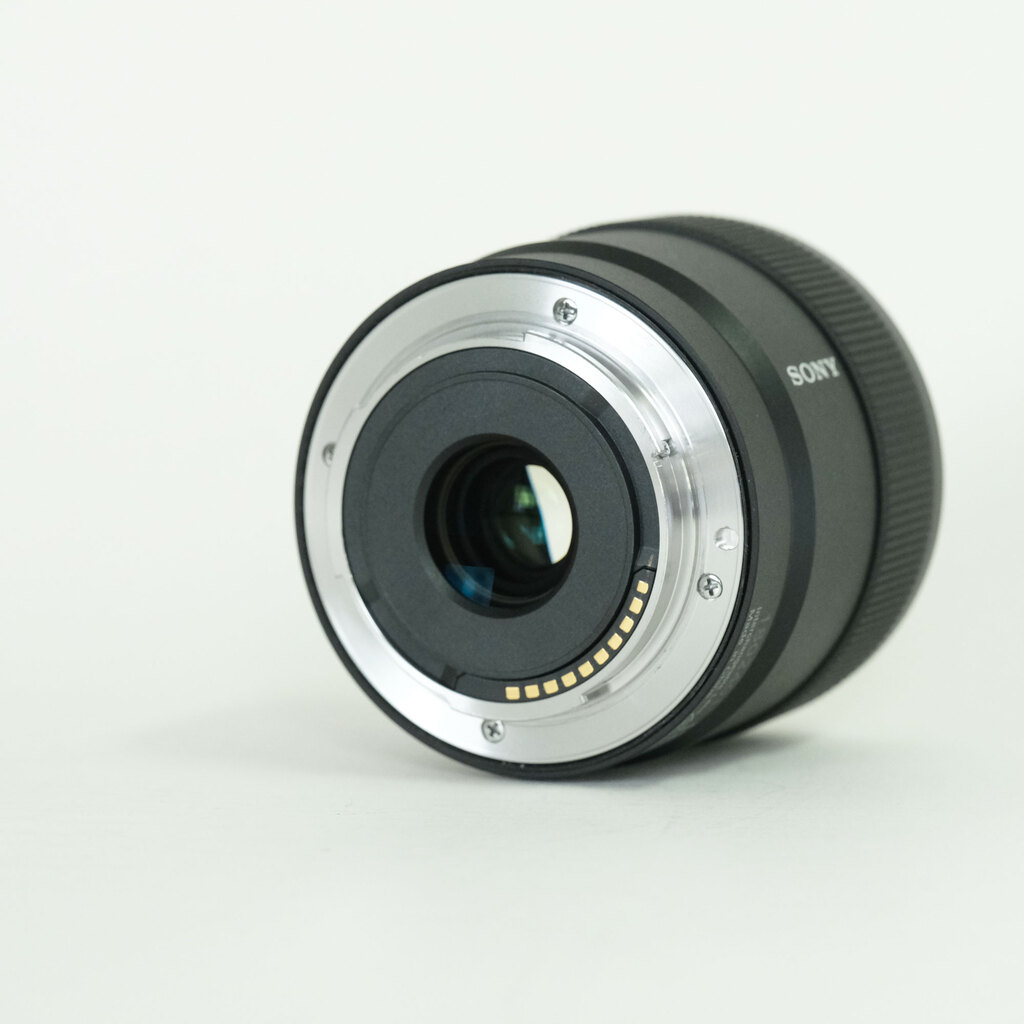 SONY E 11mm F1.8 SEL11F18