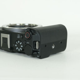 Canon EOS R50 V