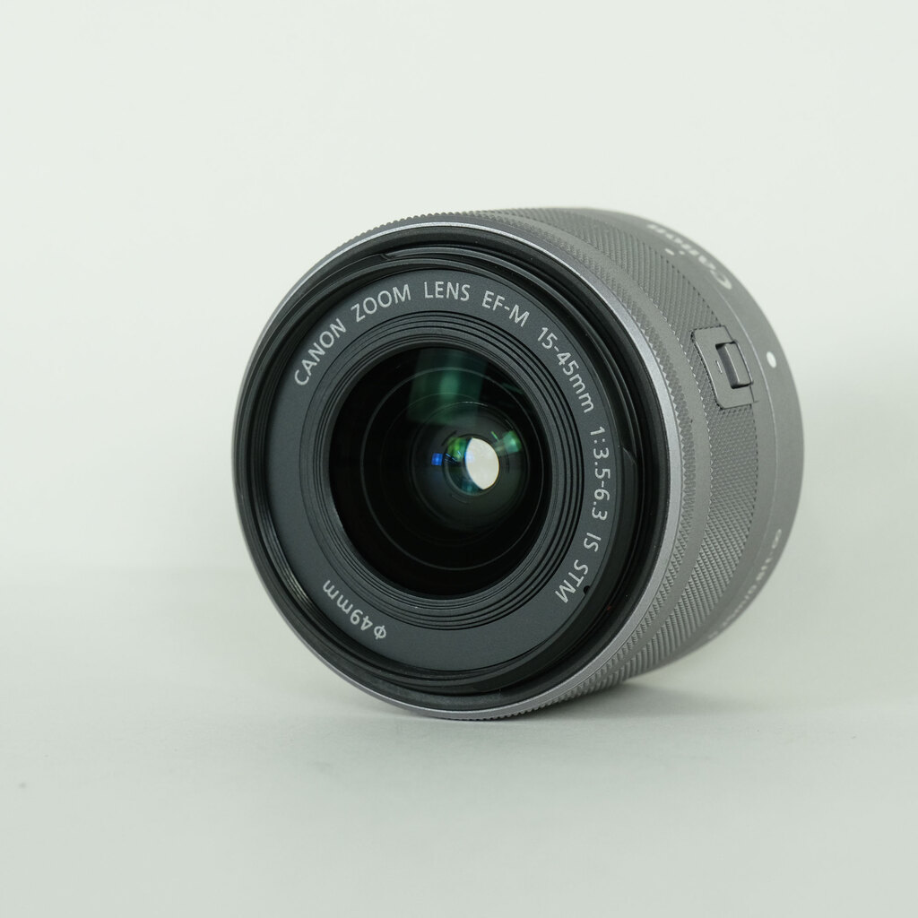 Canon EF-M15-45mm F3.5-6.3 IS STMの出品 | ONE SCENE（ワンシーン）
