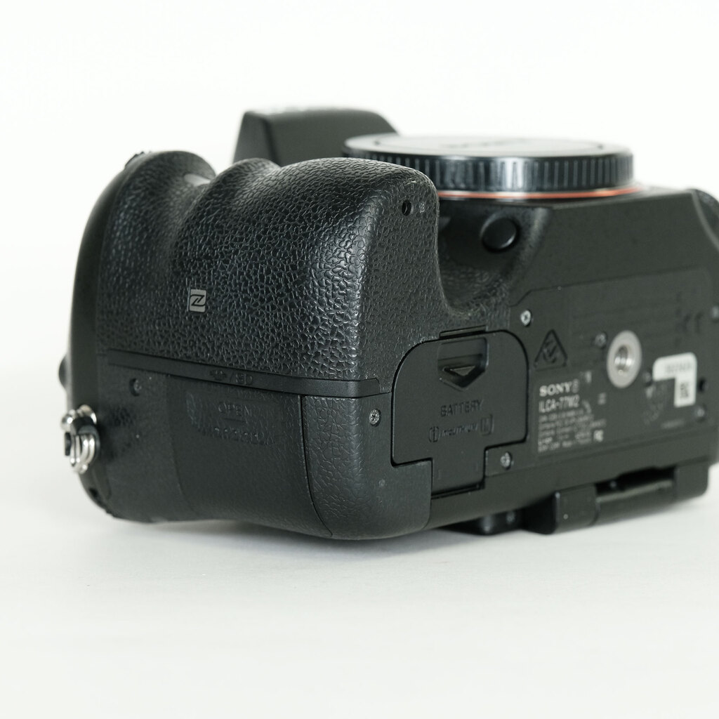 SONY α77IIボディ ILCA-77M2