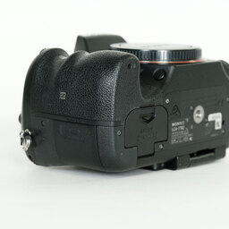 SONY α77IIボディ ILCA-77M2