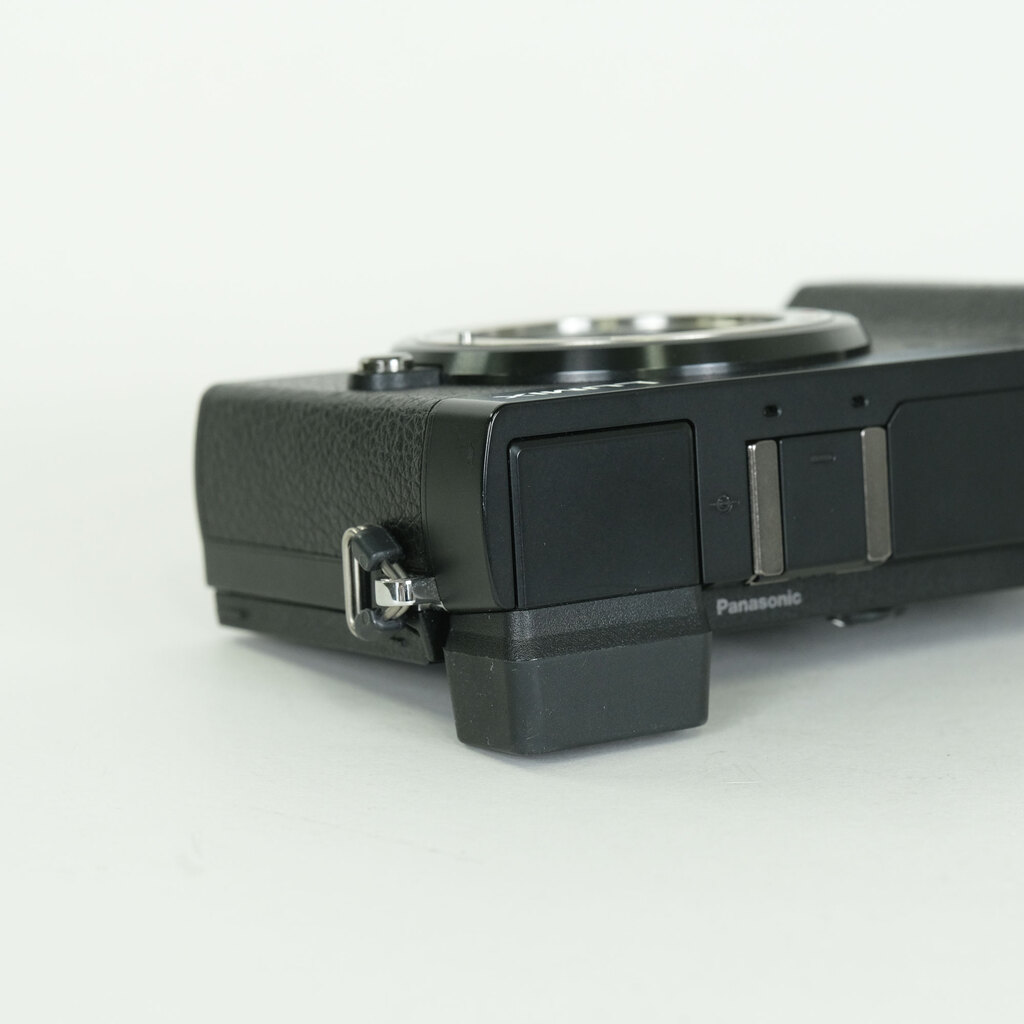 Panasonic LUMIX DC-GX7MK3 ブラック