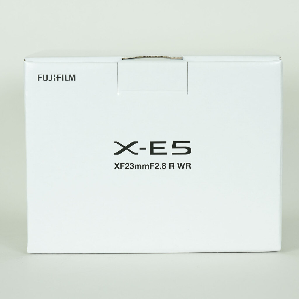 FUJIFILM X-E5