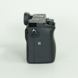 SONY α6300(ILCE-6300) SONY α6300(ILCE-6300)