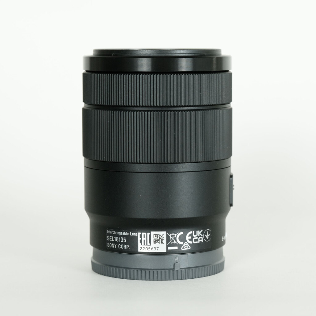 SONY E 18-135mm F3.5-5.6 OSS SEL18135