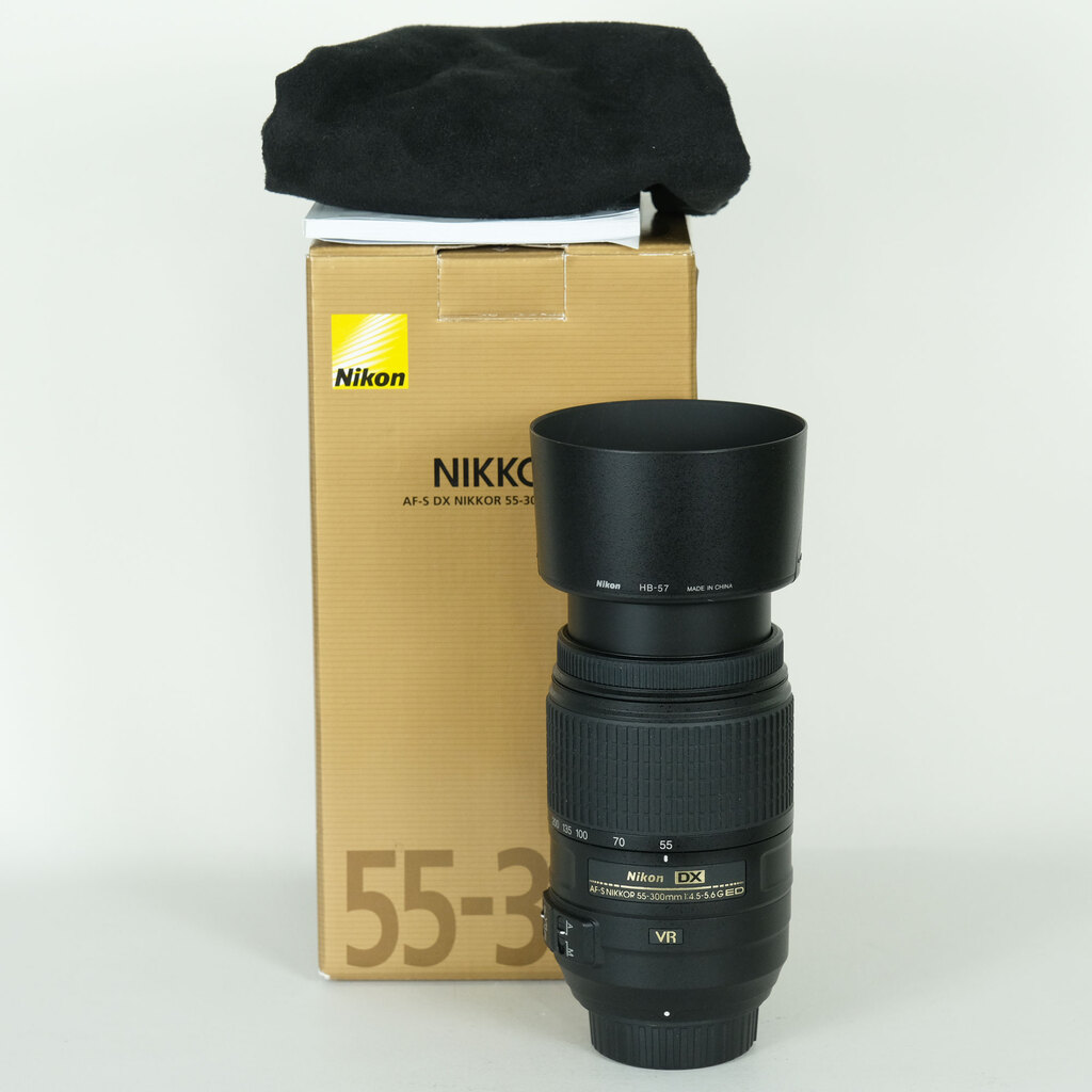 Nikon AF-S DX NIKKOR 55-300mm F4.5-5.6G ED VRの出品 | ONE SCENE