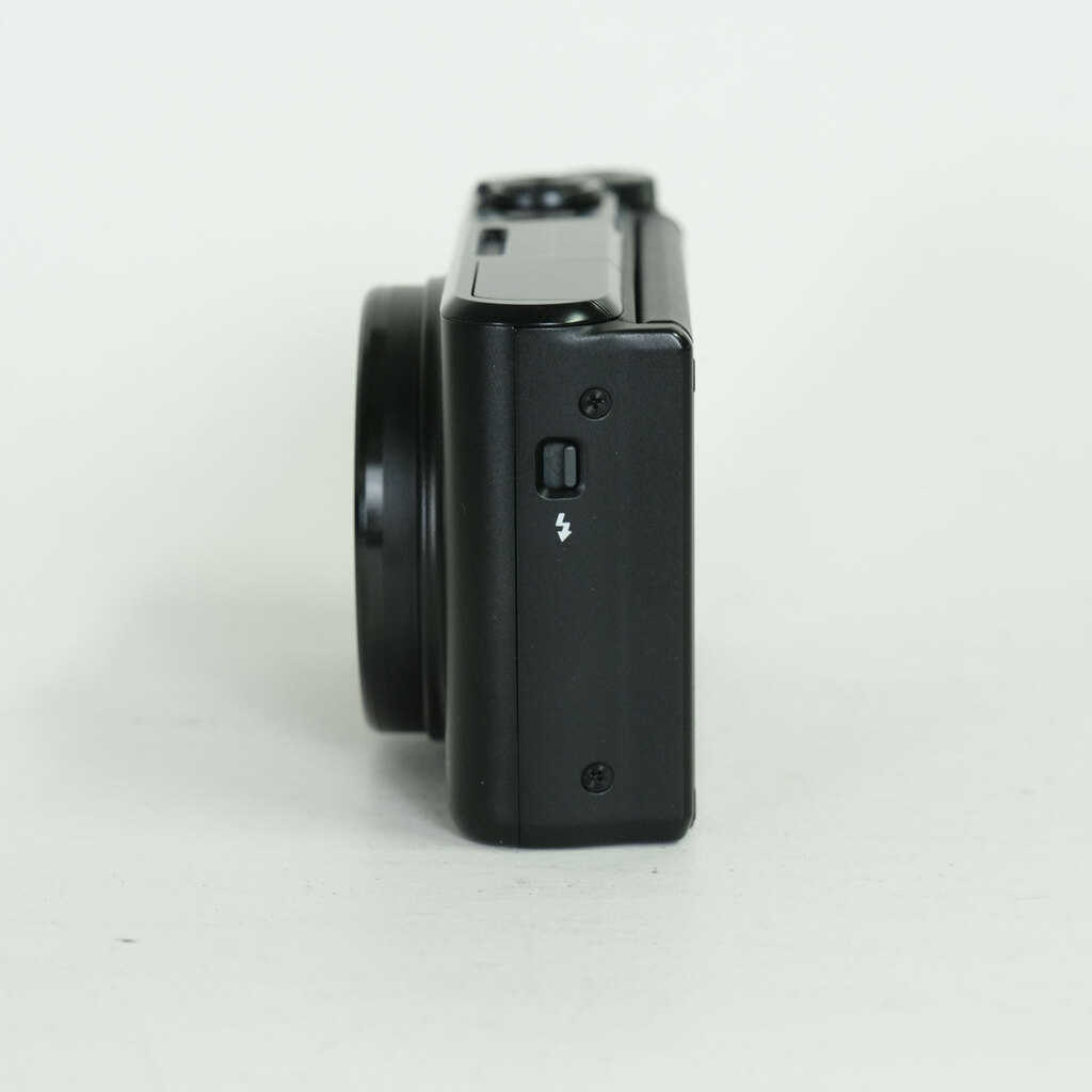 Canon PowerShot SX740 HS ブラック