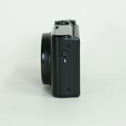 Canon PowerShot SX740 HS ブラック