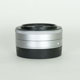 Canon EF-M22mm F2 STM