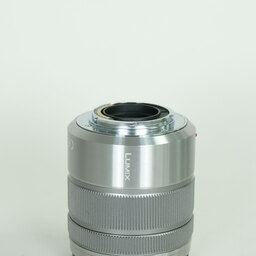 Panasonic LUMIX G VARIO 45-150mm / F4.0-5.6 ASPH. / MEGA O.I.S.