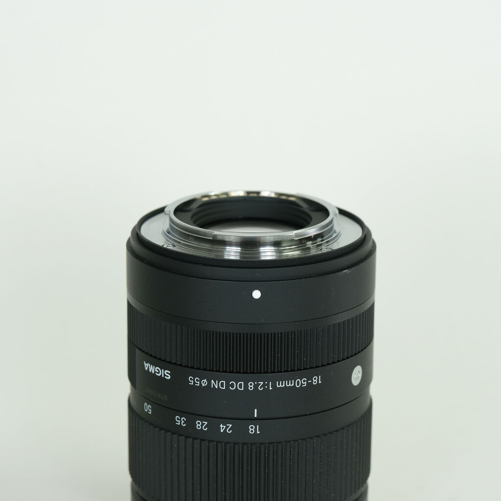SIGMA 18-50mm F2.8 DC DN｜Contemporary [フジフイルムX用]
