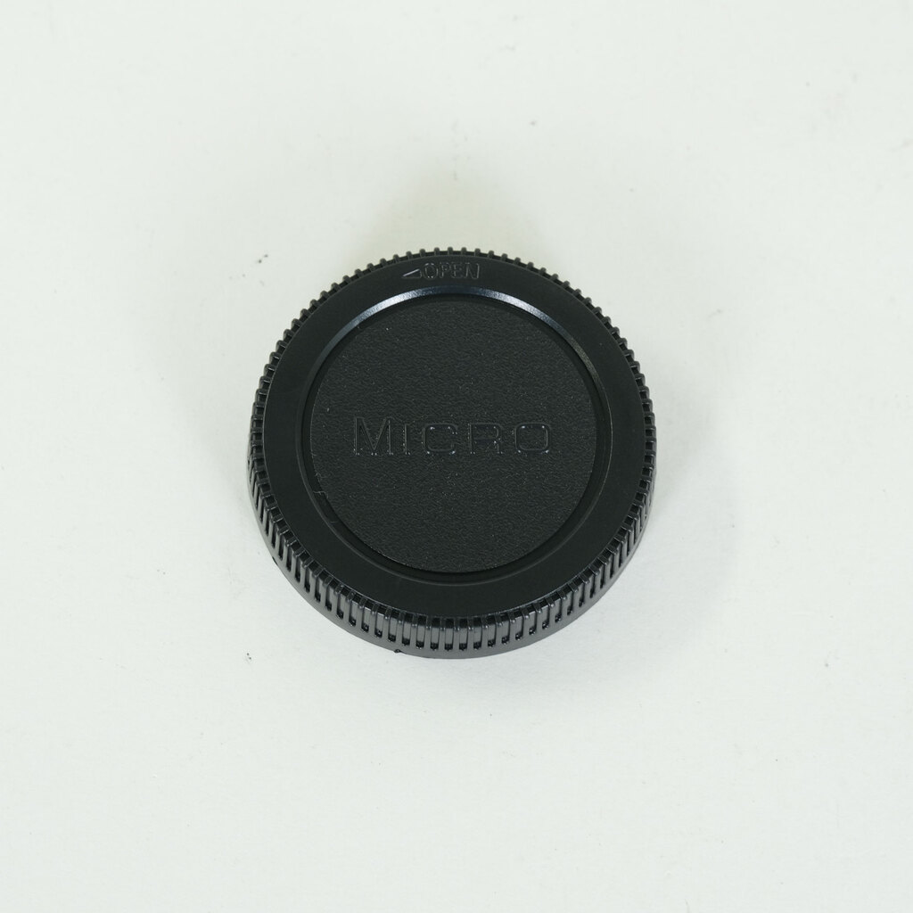 Panasonic LUMIX G VARIO 12-32mm / F3.5-5.6 ASPH. / MEGA O.I.S.