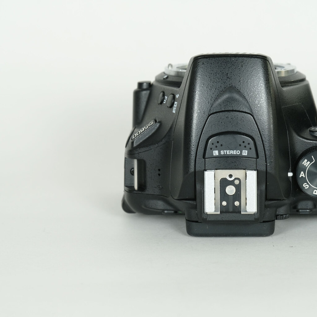 Nikon D5600