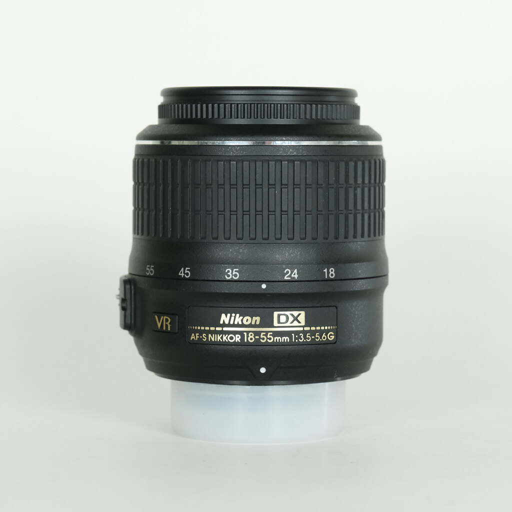 Nikon AF-S DX NIKKOR 18-55mm F3.5-5.6 G VR